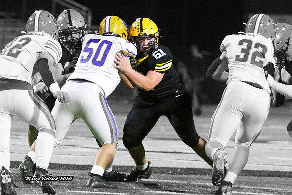 61 Cole DTE Playoff Senior Portrait IMG_8231